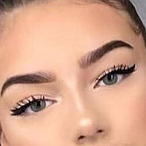 Meet your Posher, Ashelyn